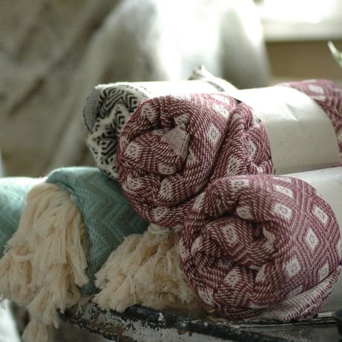 Tekstil fabrikasında kumaş topları