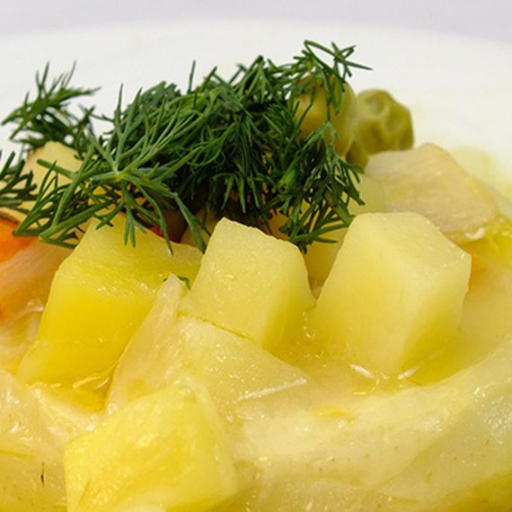 Zeytinyağlı sebzelerle doldurulmuş etli kabak dolması