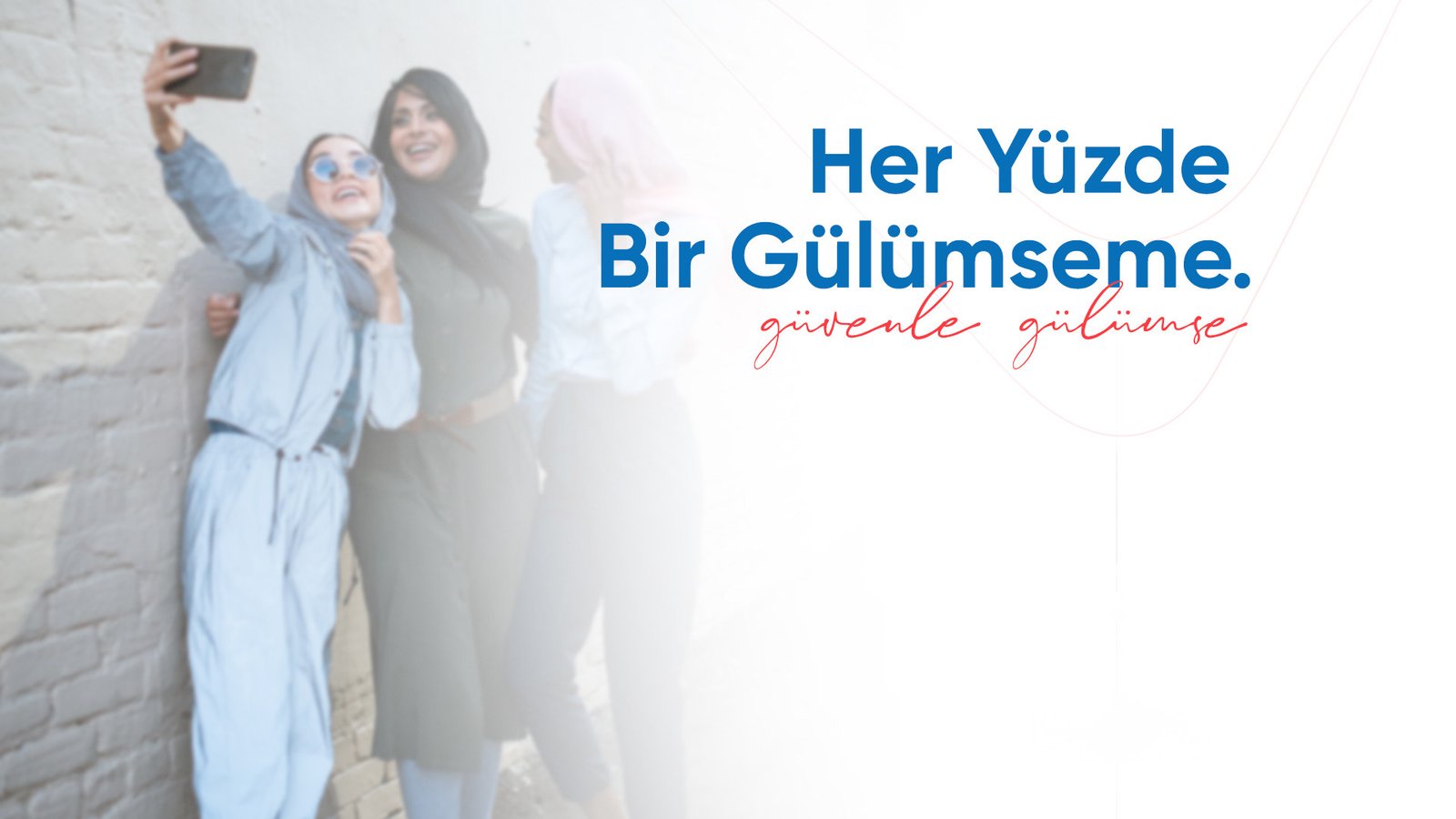Her yüzde bir gülümseme kampanya görseli