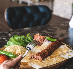 Pilav üstü döner