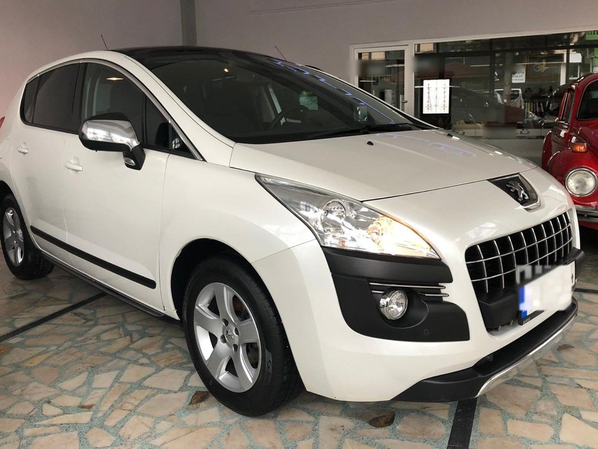 Beyaz Peugeot 3008