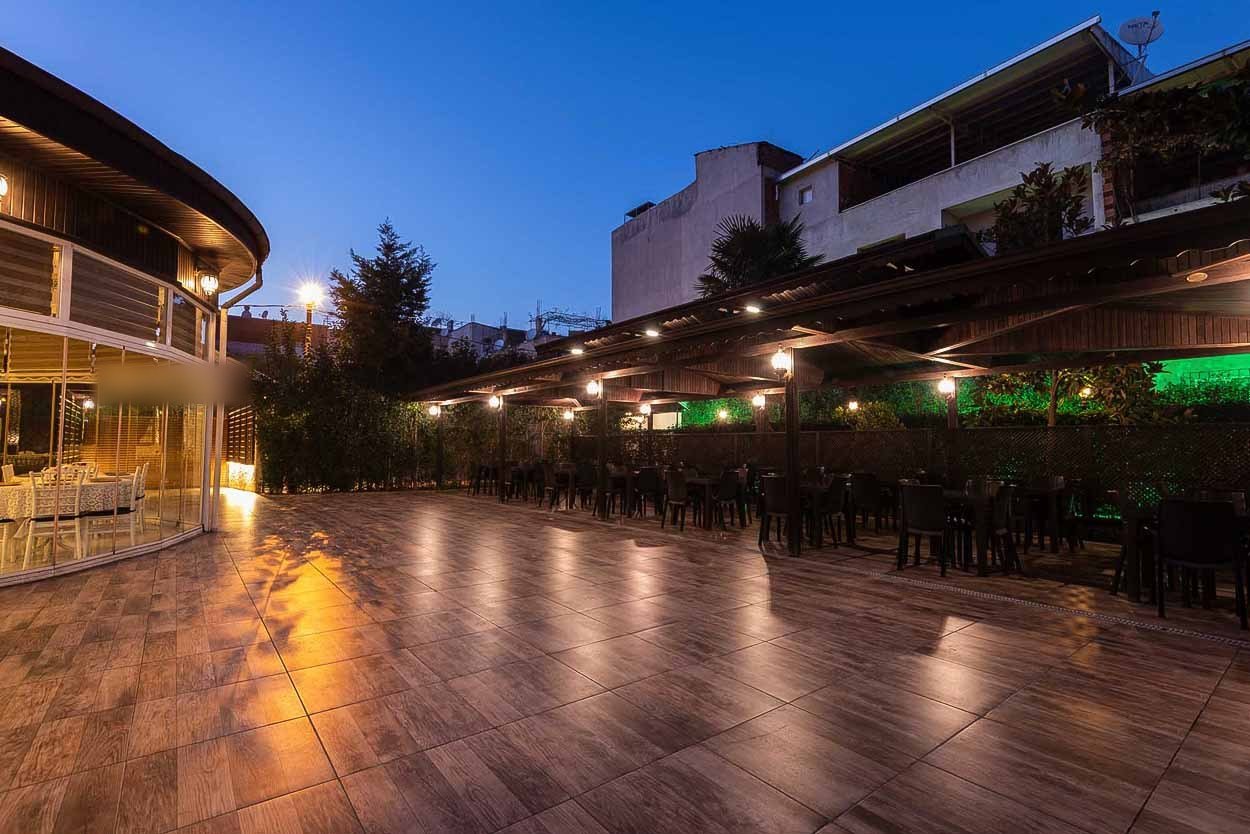 Bahçe dans alanı
